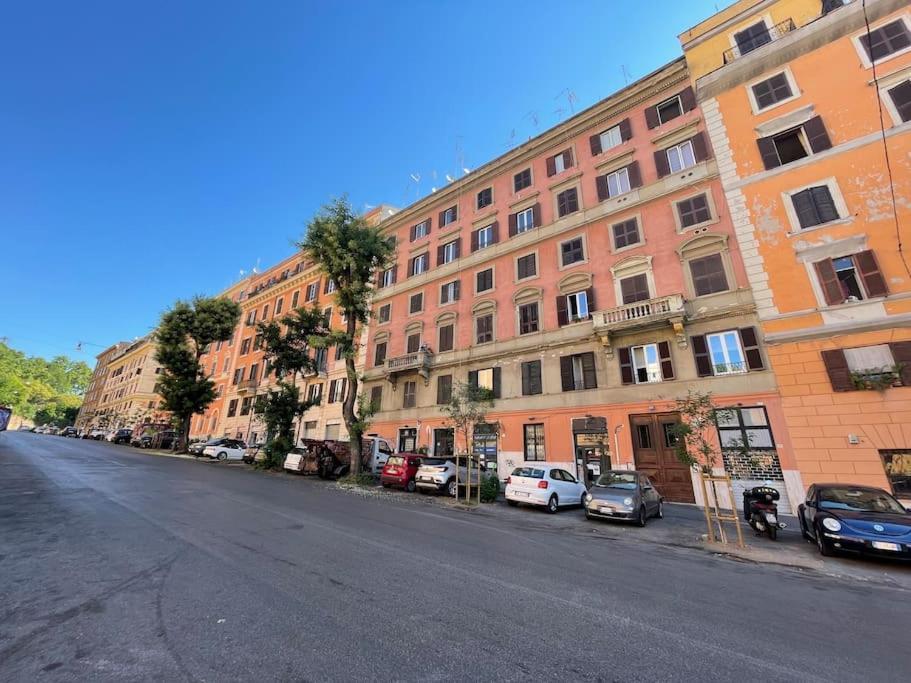 Cozy Apartment In Trastevere ローマ エクステリア 写真